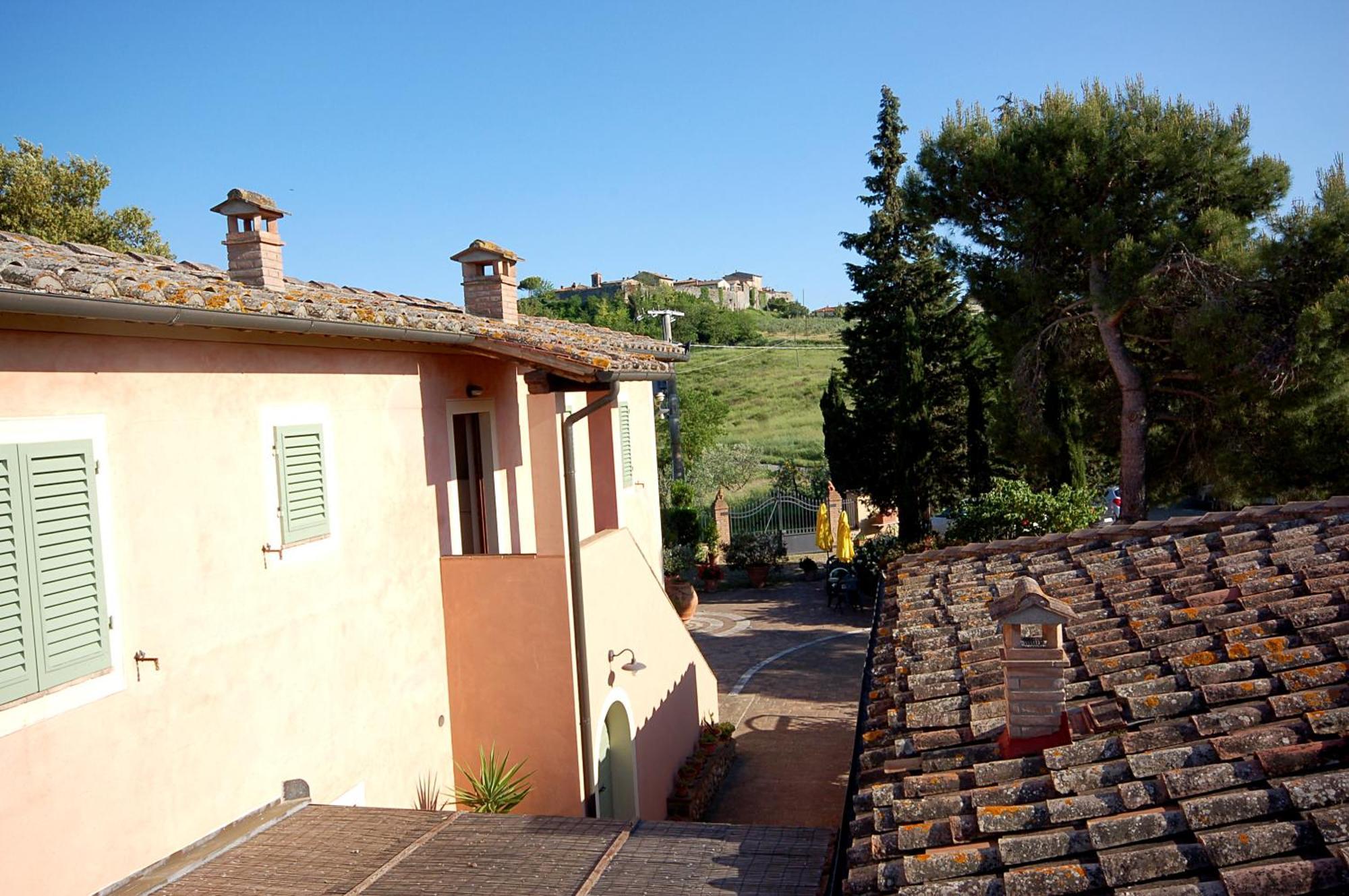 Antico Borgo Il Cardino Bed & Breakfast San Gimignano Luaran gambar