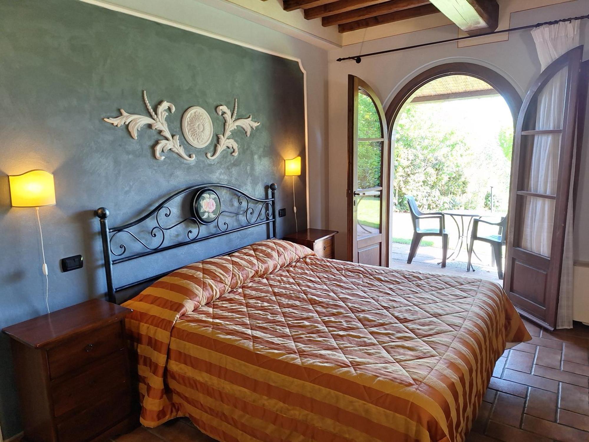 Antico Borgo Il Cardino Bed & Breakfast San Gimignano Luaran gambar