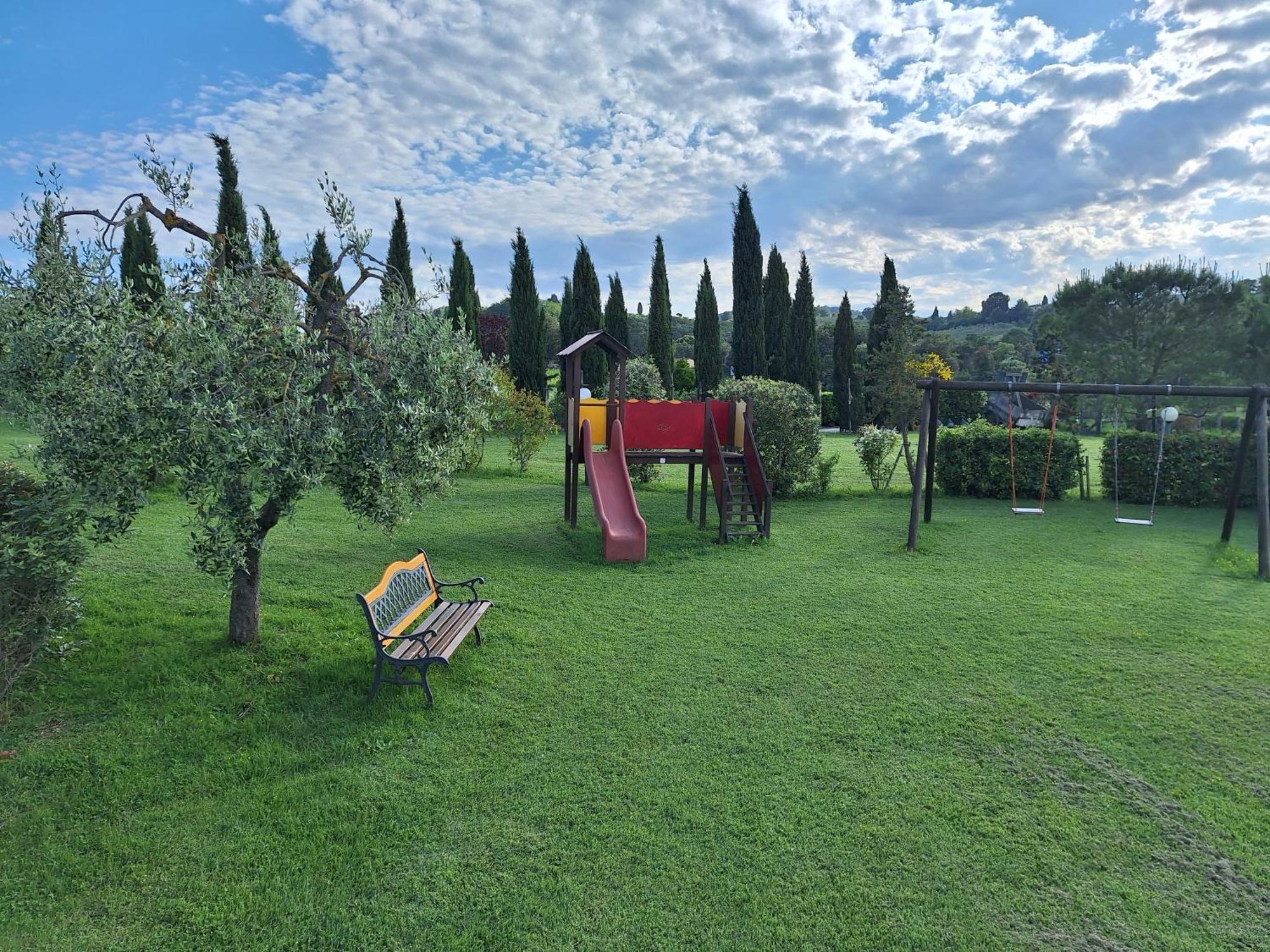 Antico Borgo Il Cardino Bed & Breakfast San Gimignano Luaran gambar