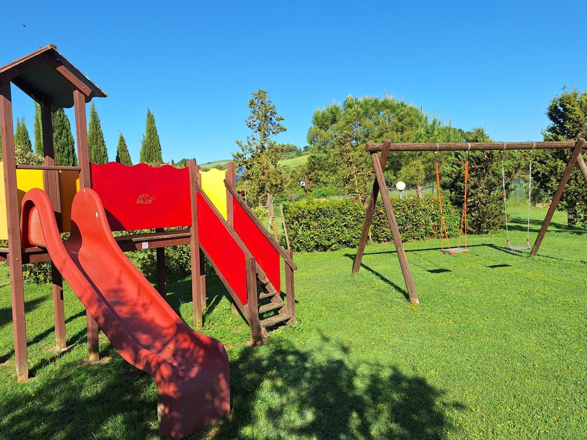 Antico Borgo Il Cardino Bed & Breakfast San Gimignano Luaran gambar